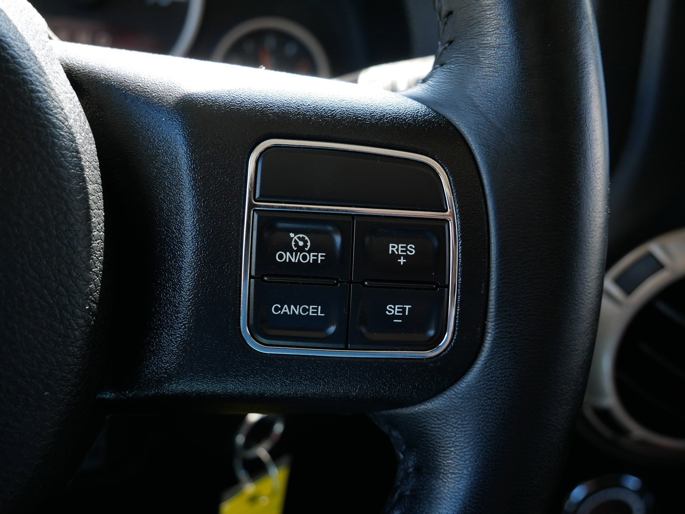 Used 2016 Jeep Wrangler Unlimited Sahara image 28