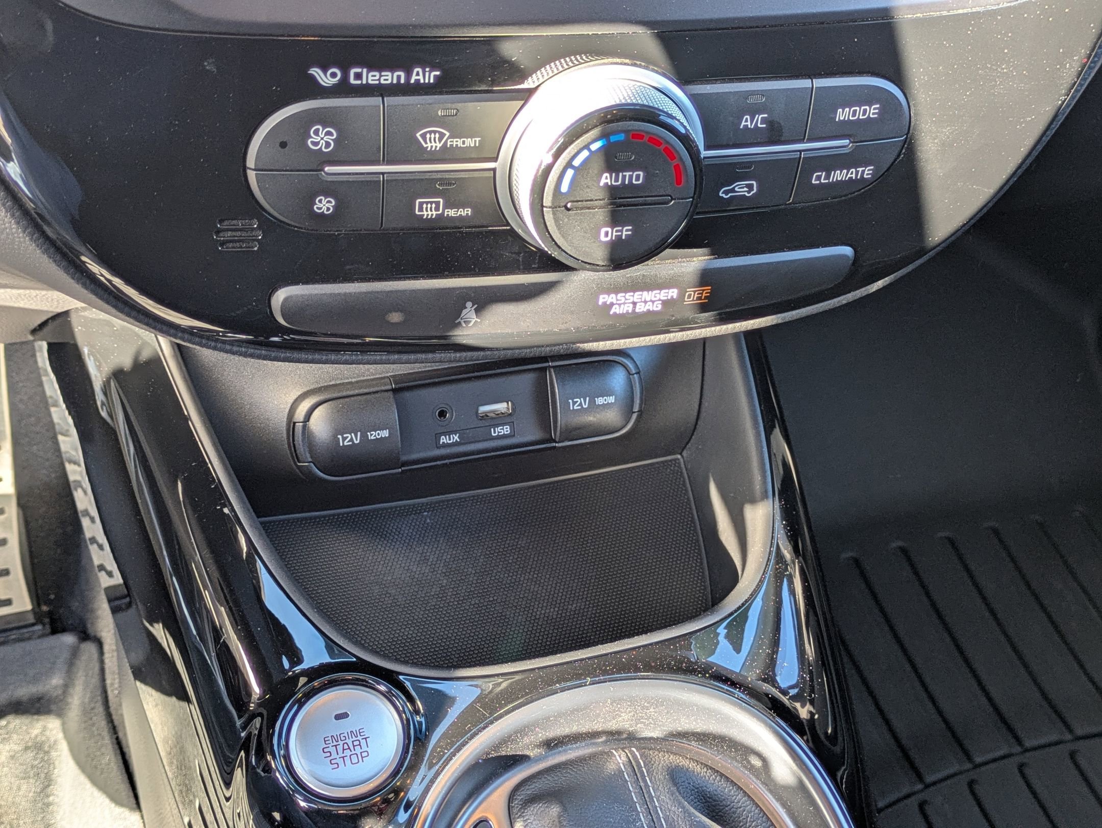 Used 2019 Kia Soul + w/ Audio Package FWD image 25