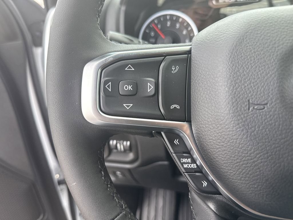 New 2026 RAM 1500 4x4 Crew Cab image 16