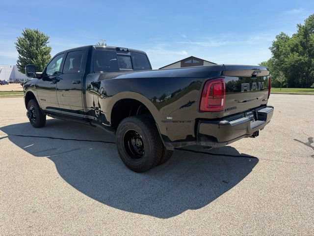 New 2026 RAM 3500 Laramie AWD/4WD image 25