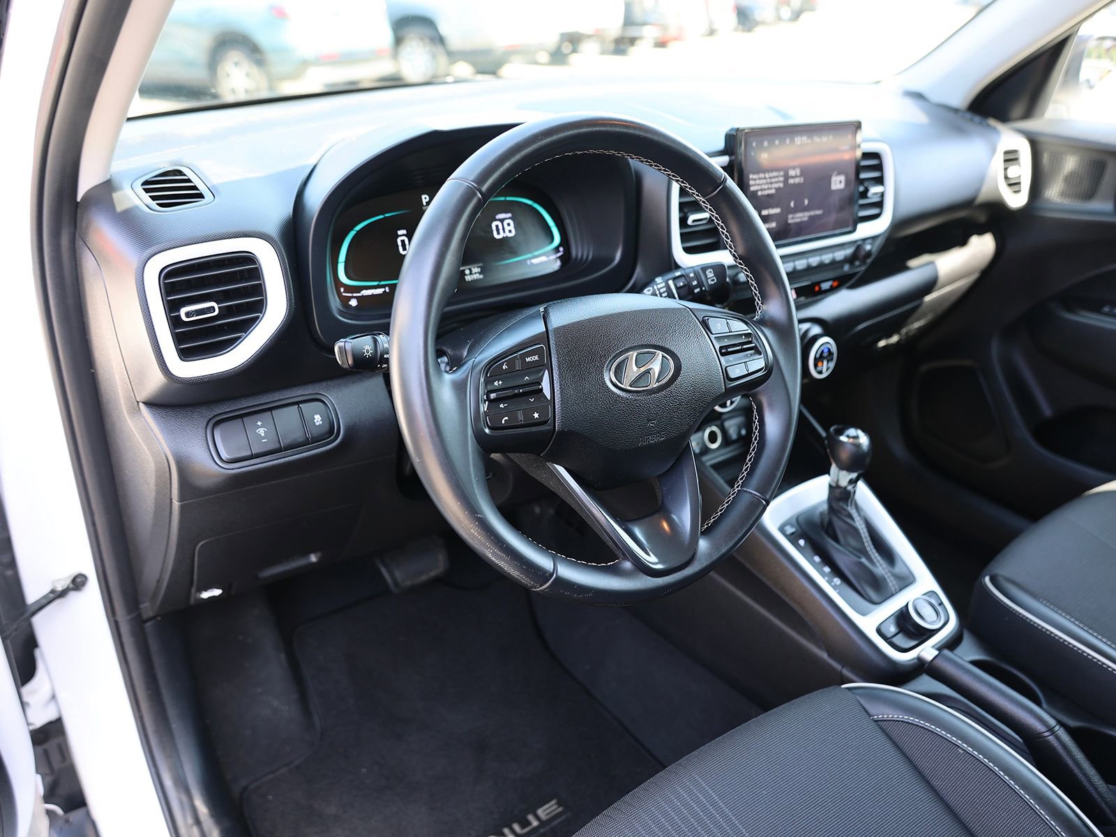 Certified 2023 Hyundai Venue Limited image 13