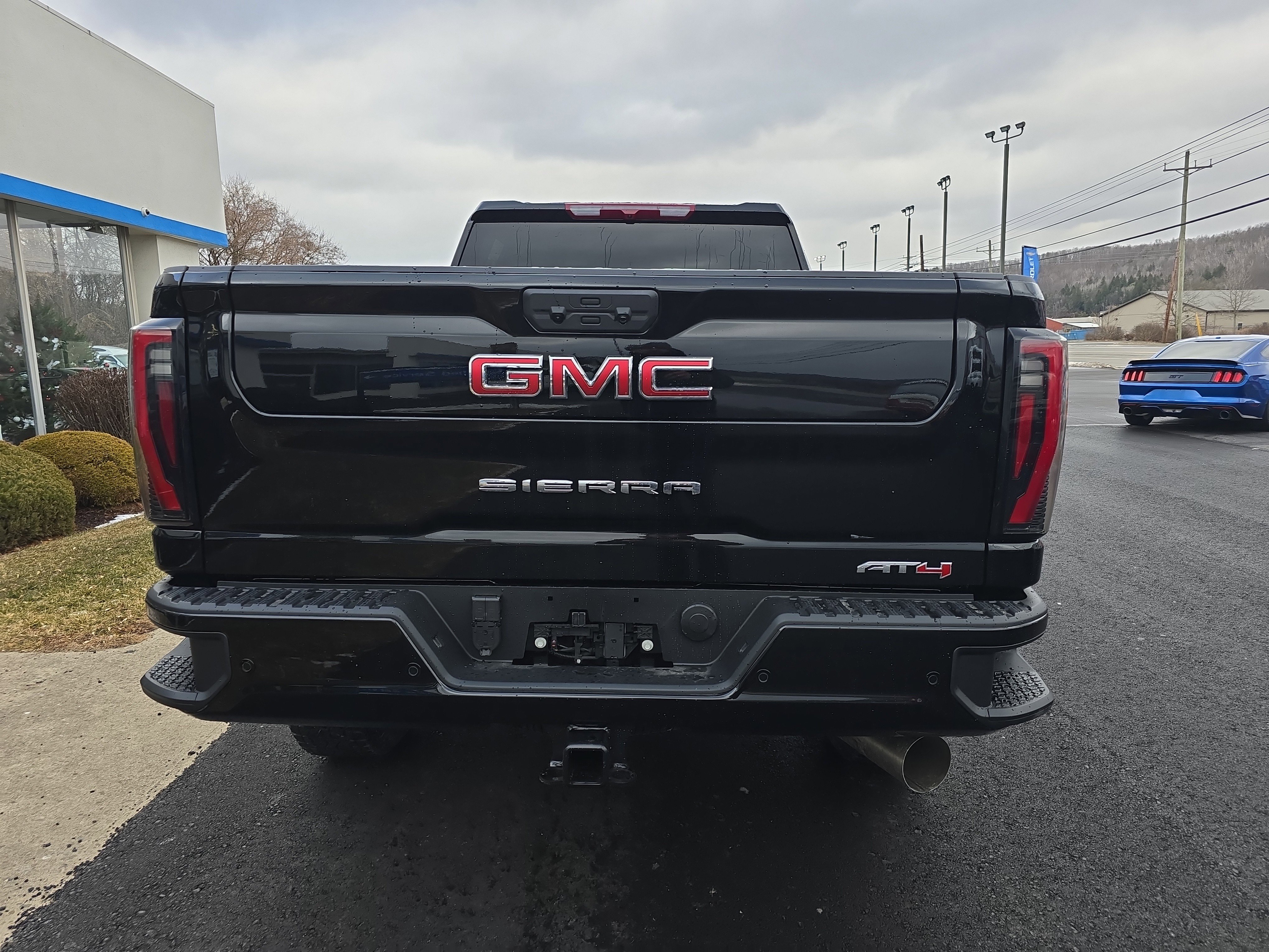 New 2026 GMC Sierra 2500 AT4 image 4