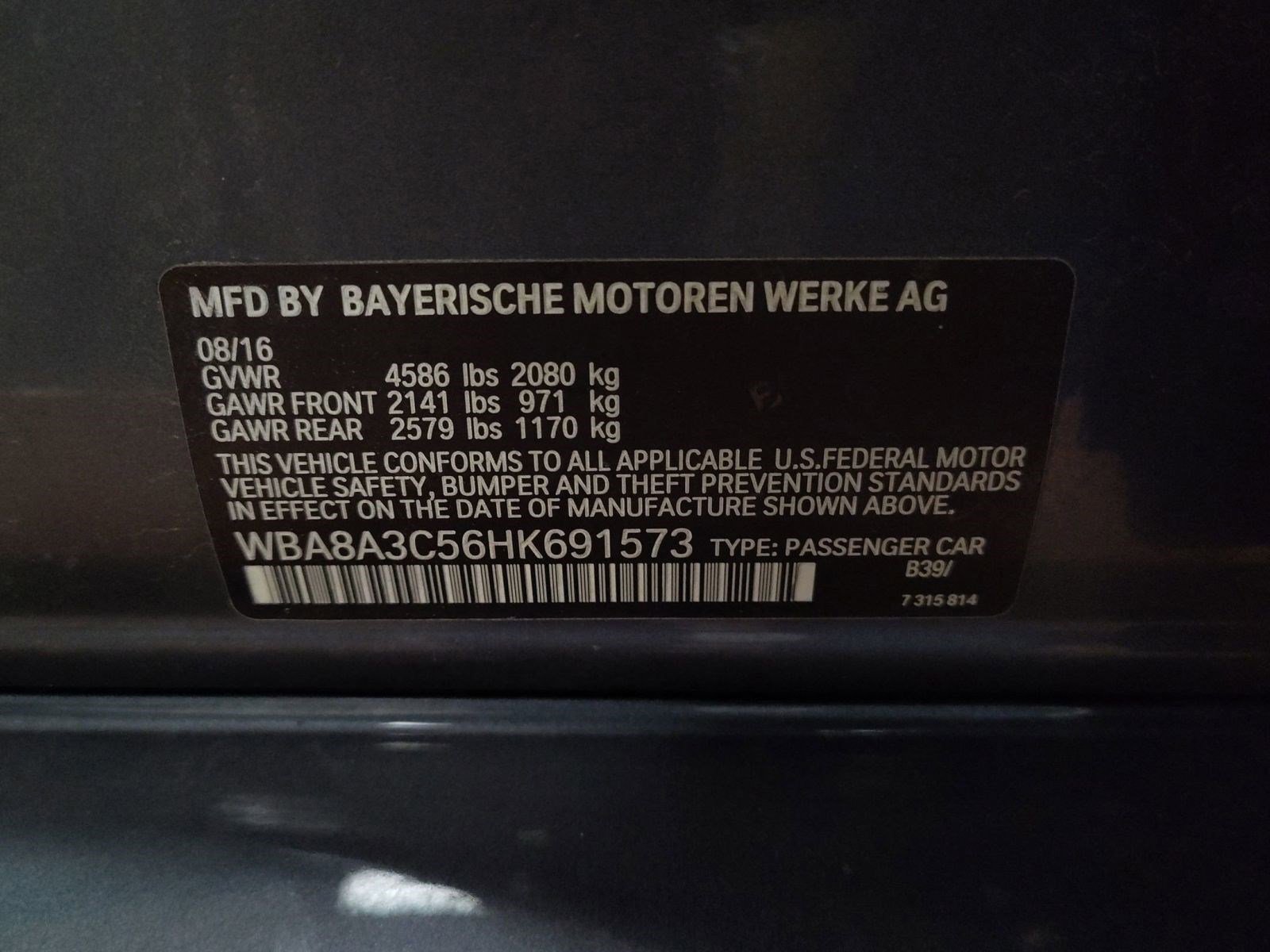 Used 2017 BMW 320i xDrive Sedan image 17