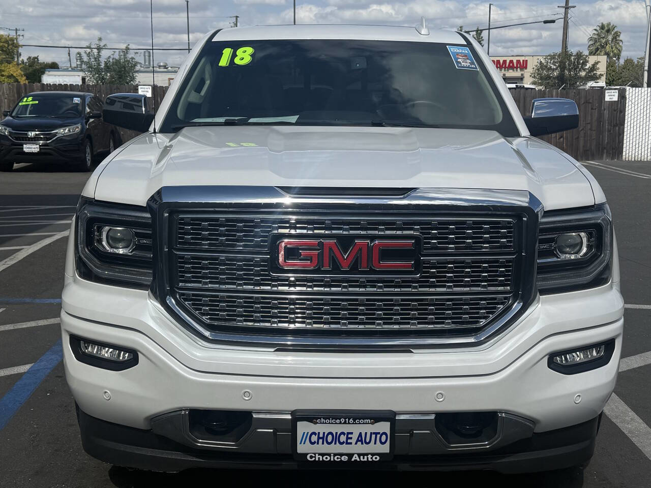 Used 2018 GMC Sierra 1500 Denali image 2