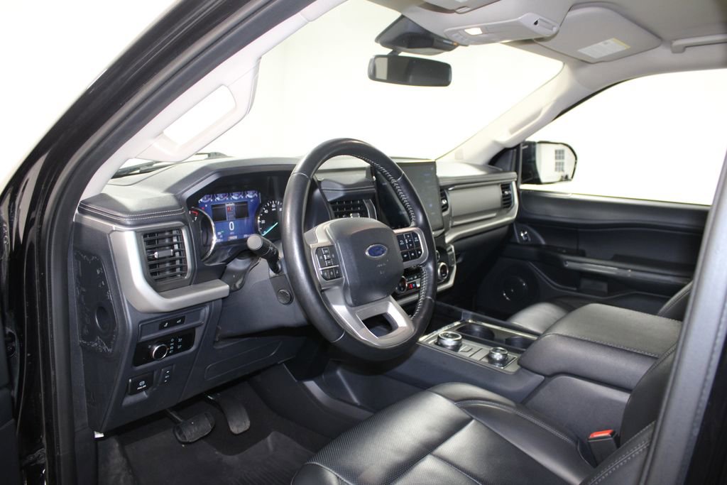 Used 2024 Ford Expedition Max XLT image 24