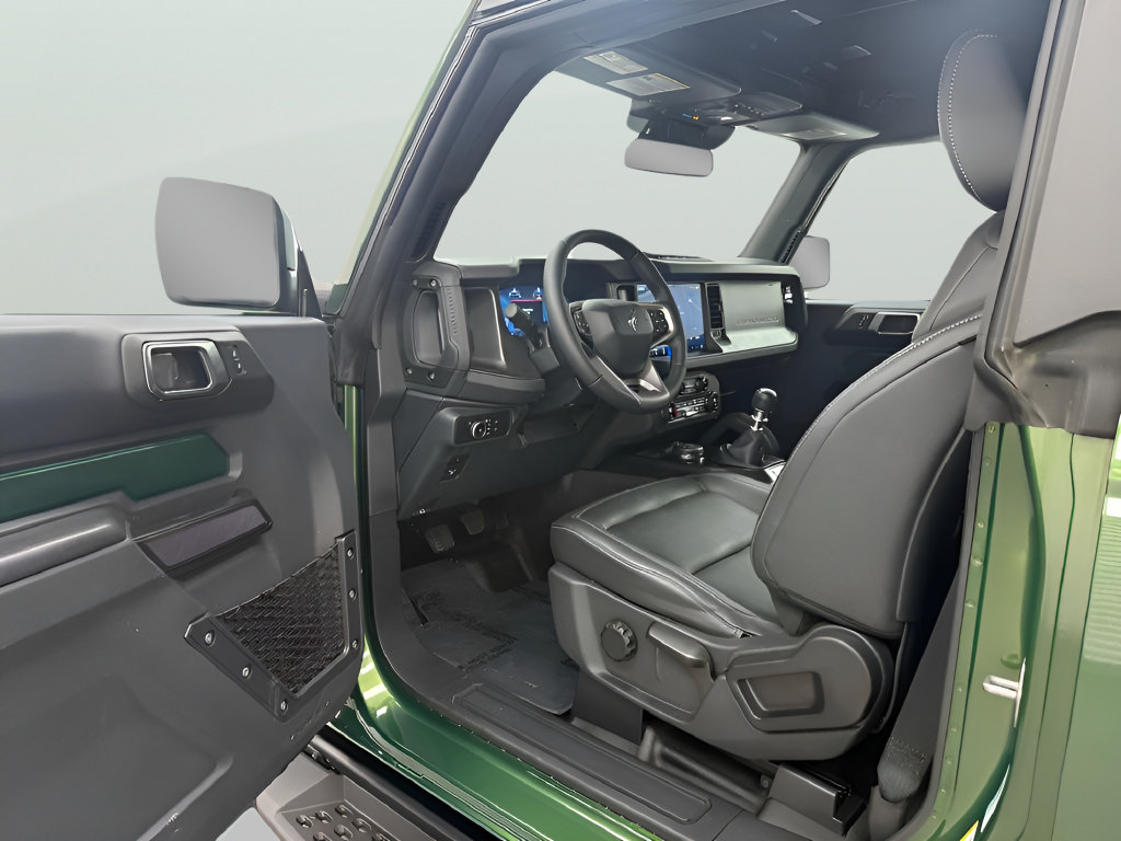 Used 2025 Ford Bronco Badlands AWD/4WD image 10