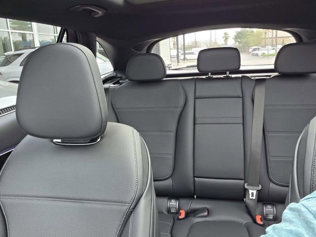 New 2026 Mercedes-Benz GLC 300 4MATIC image 14