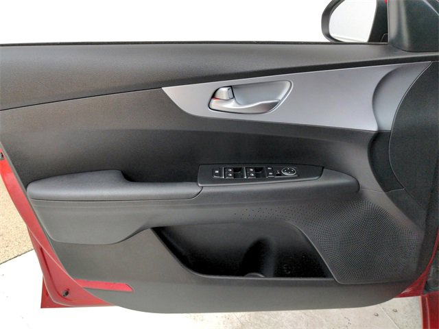Used 2023 Kia Forte LXS image 21