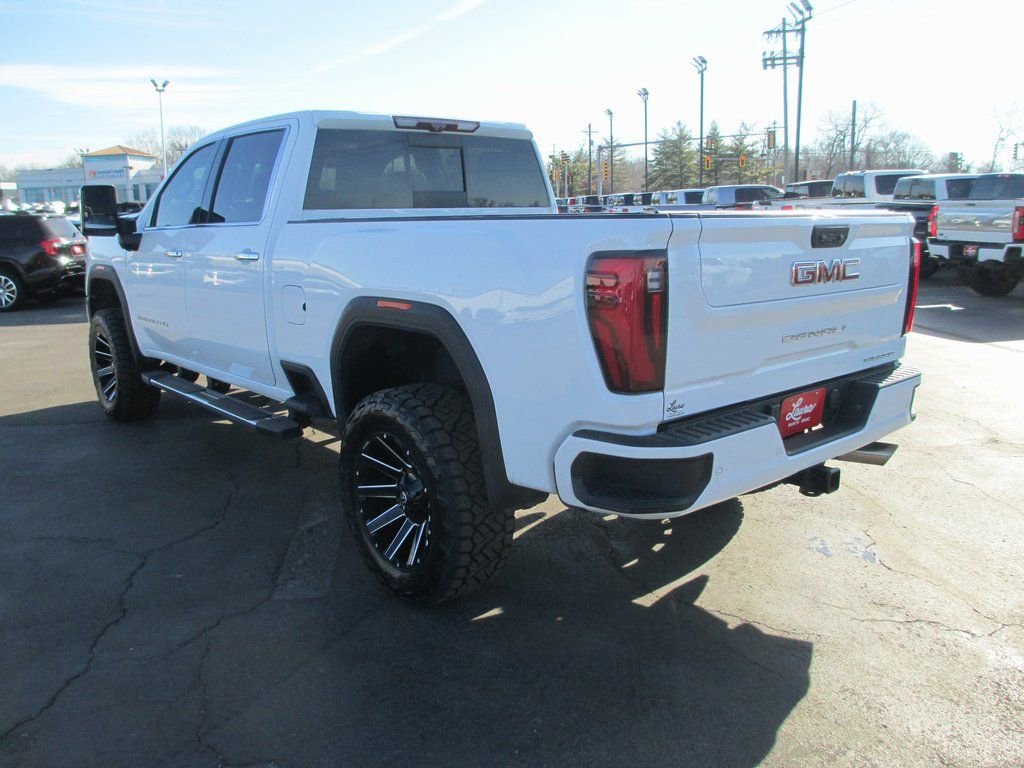 Used 2024 GMC Sierra 3500 Denali w/ Denali Reserve Package image 10