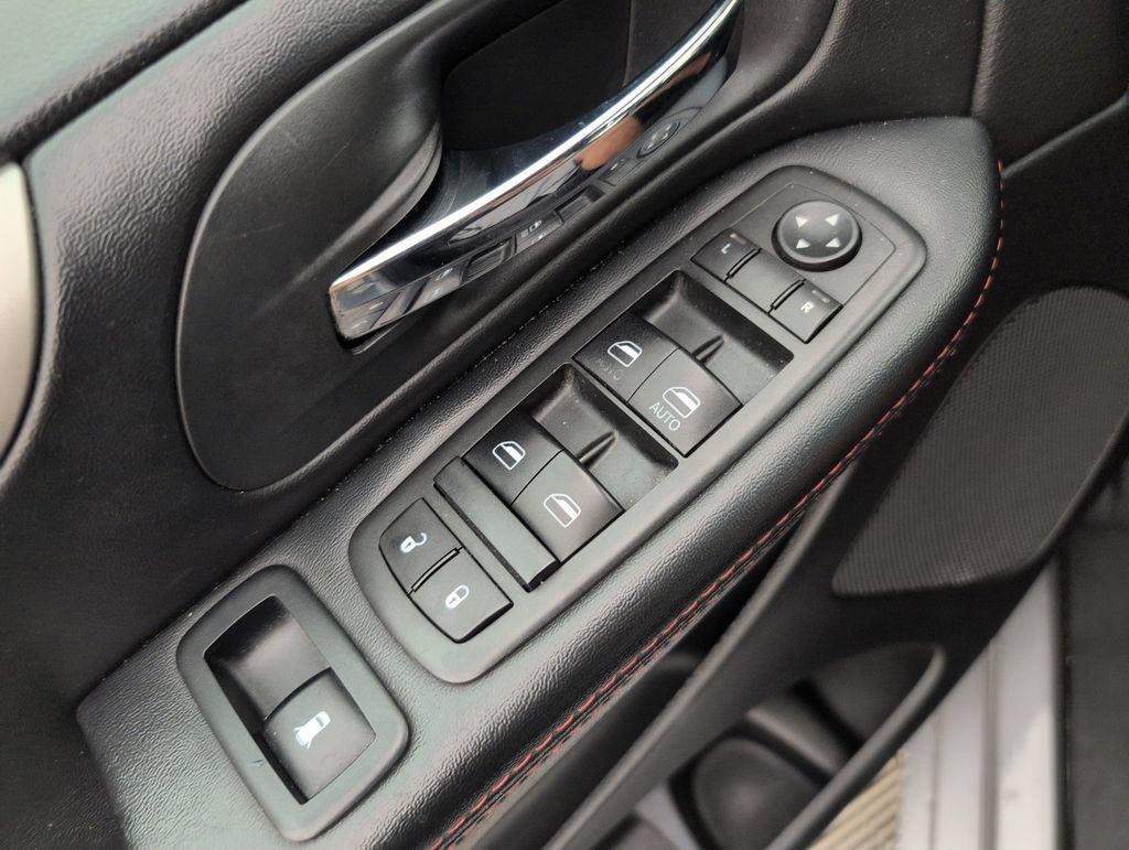 Used 2020 Dodge Grand Caravan GT FWD image 34