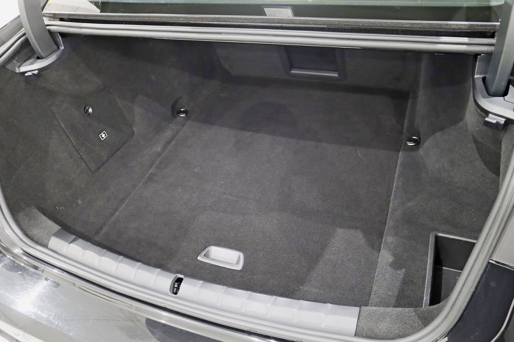 Used 2023 BMW i7 xDrive60 w/ Executive Package 2 image 45