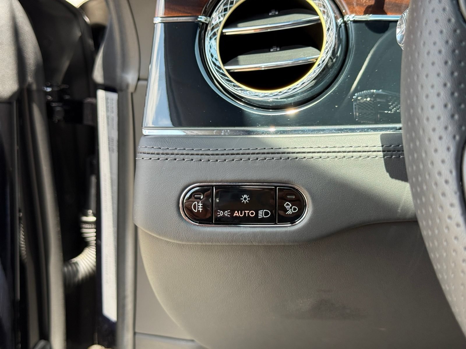 Used 2020 Bentley Continental GT AWD/4WD image 46