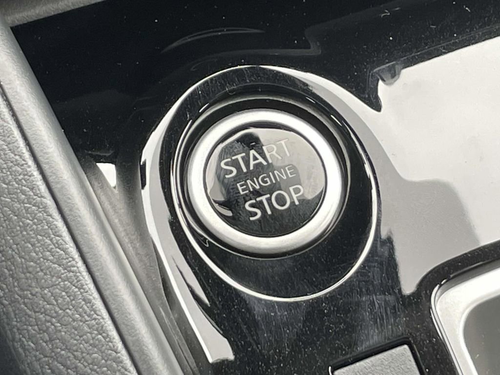 New 2025 Nissan Versa SV w/ Trunk Package image 26