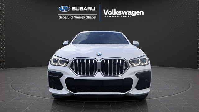 Used 2022 BMW X6 xDrive40i w/ Executive Package AWD/4WD image 3