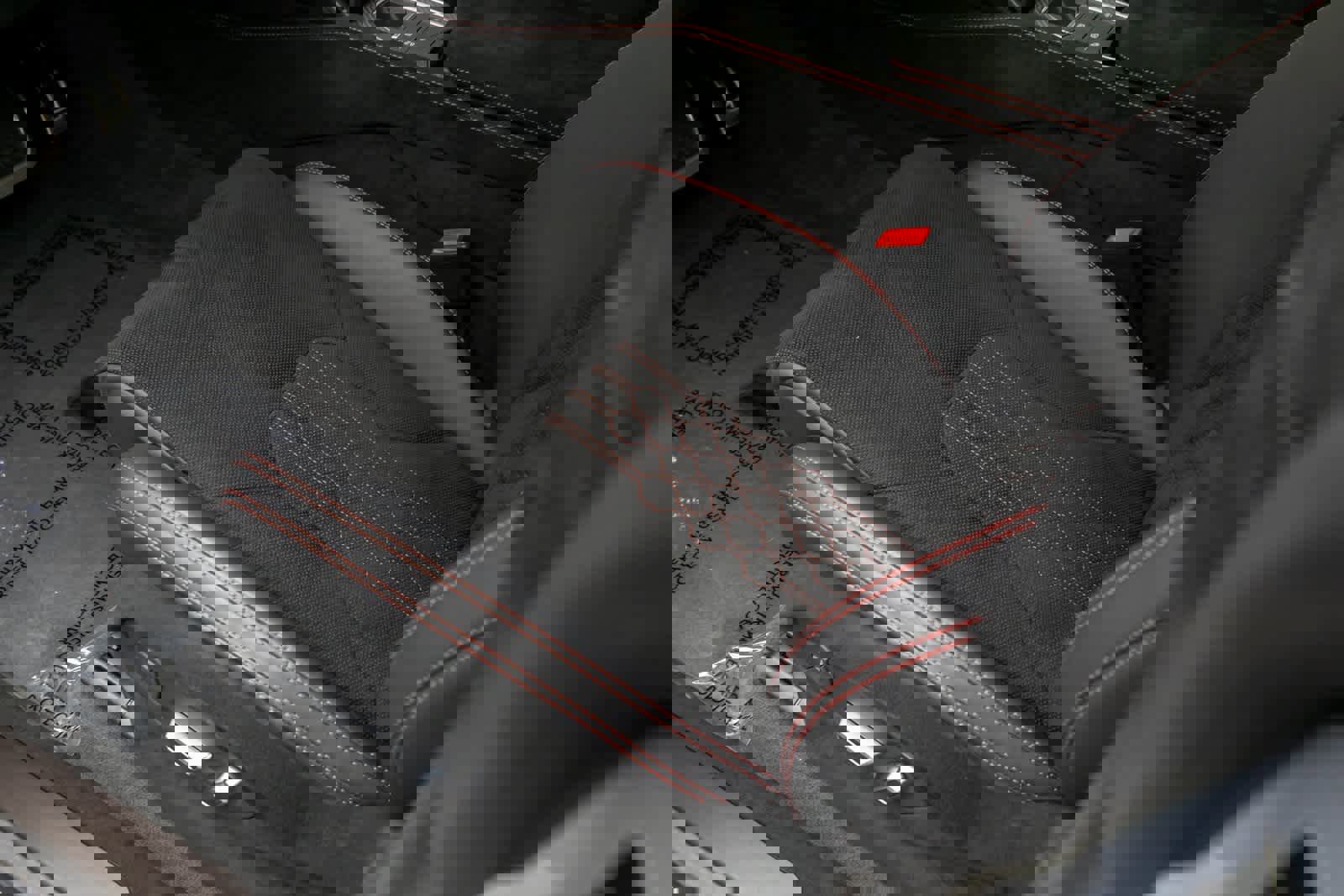 Used 2024 Lamborghini Urus Performante image 32