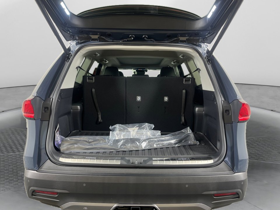 New 2026 Toyota Grand Highlander Limited image 13