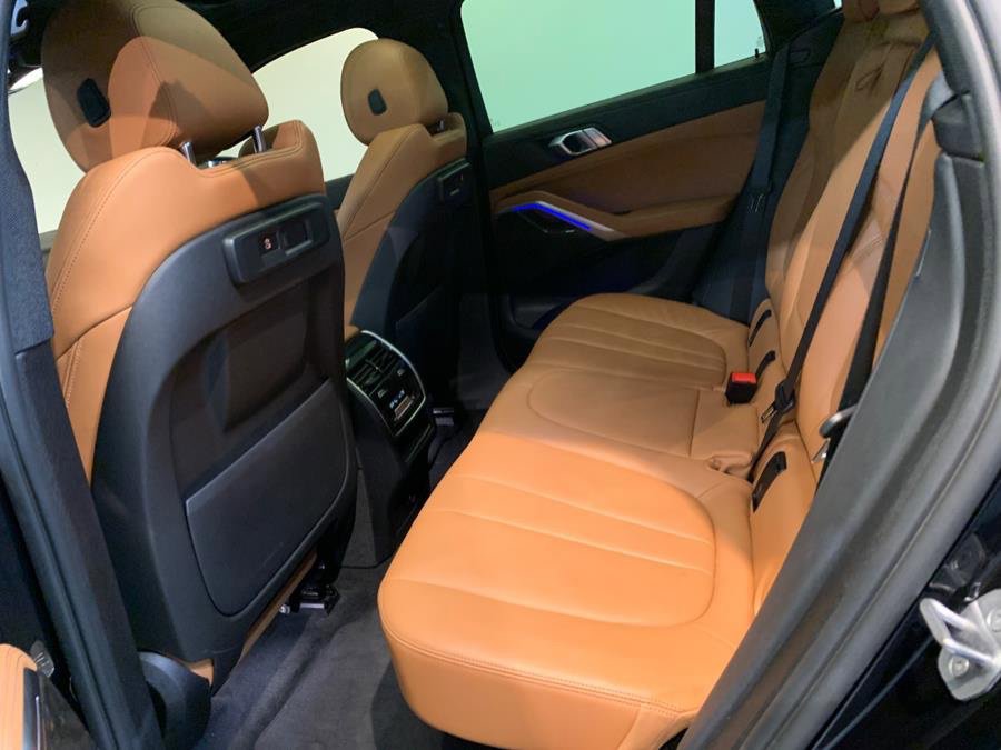Used 2022 BMW X6 xDrive40i w/ M Sport Package image 13