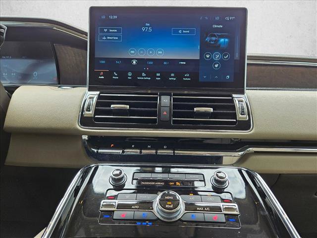 Used 2023 Lincoln Navigator Reserve AWD/4WD image 14