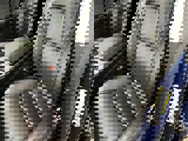 Used 2023 Tesla Model Y Performance image 19