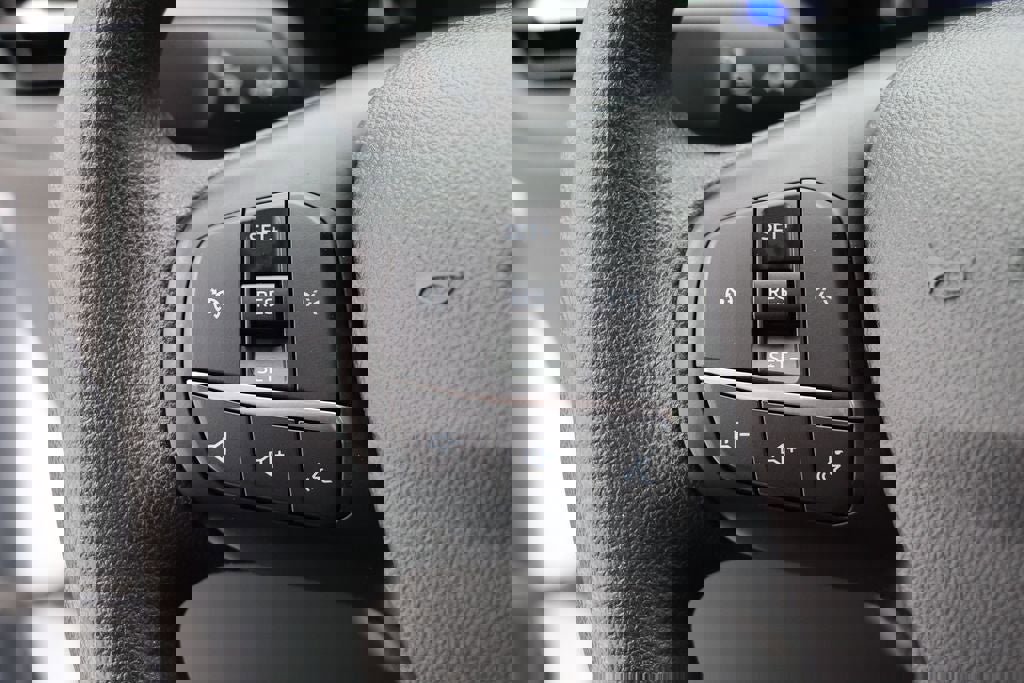 Used 2025 Ford Escape Active image 18