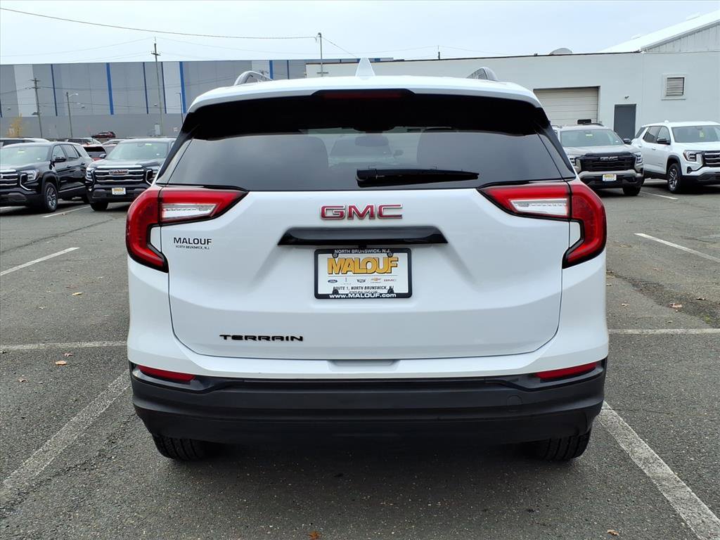 Certified 2023 GMC Terrain SLE w/ Elevation Edition image 6