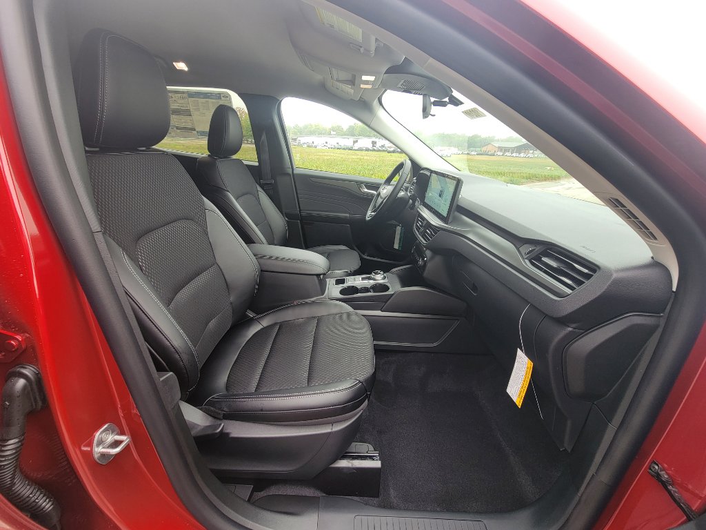 New 2026 Ford Escape SE image 39