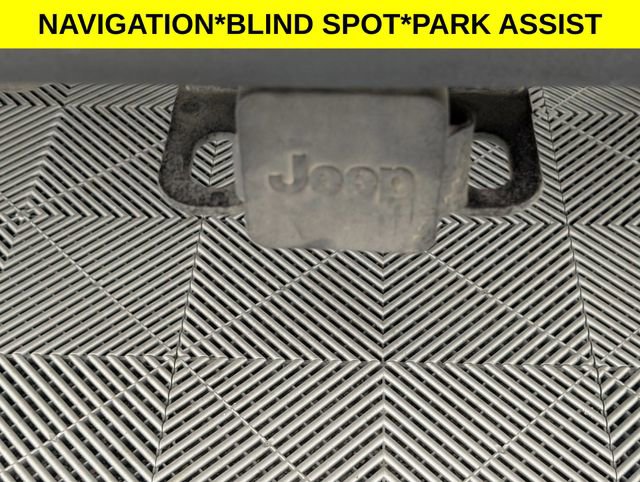 Used 2018 Jeep Wrangler Unlimited Sahara image 29