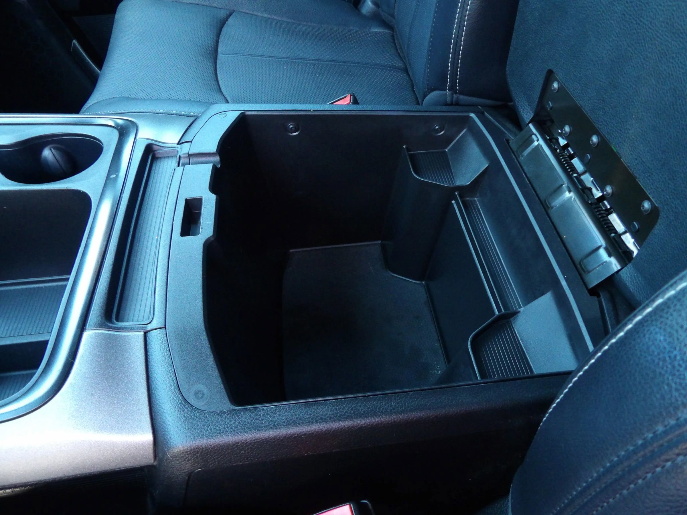 Used 2018 RAM 1500 Rebel w/ Luxury Group AWD/4WD image 24