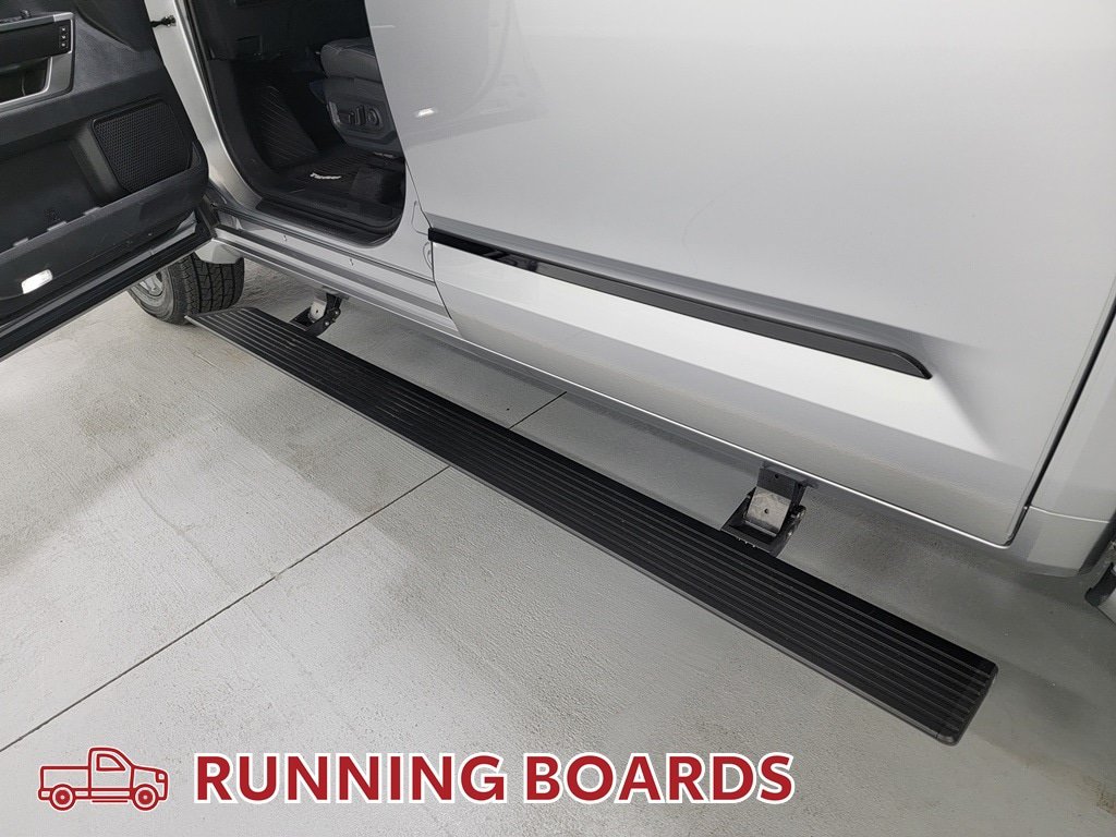 Used 2024 Toyota Tundra Platinum AWD/4WD image 31