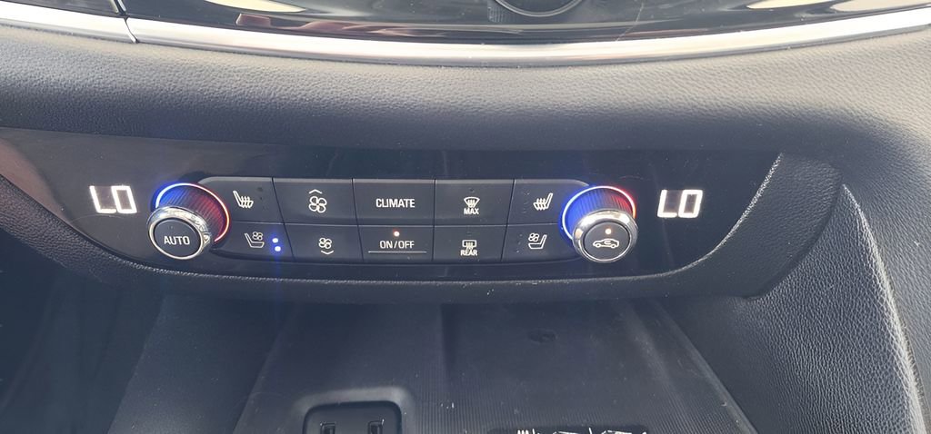 Used 2019 Buick Enclave Avenir image 40