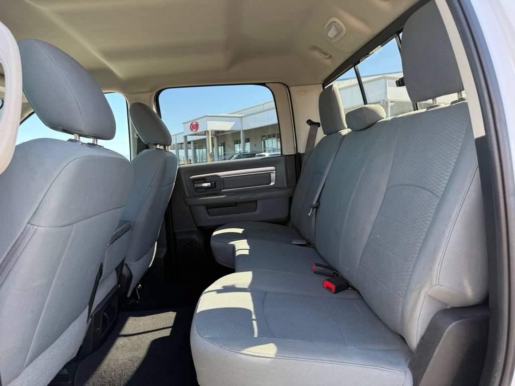 Used 2019 RAM 1500 Classic SLT AWD/4WD image 14