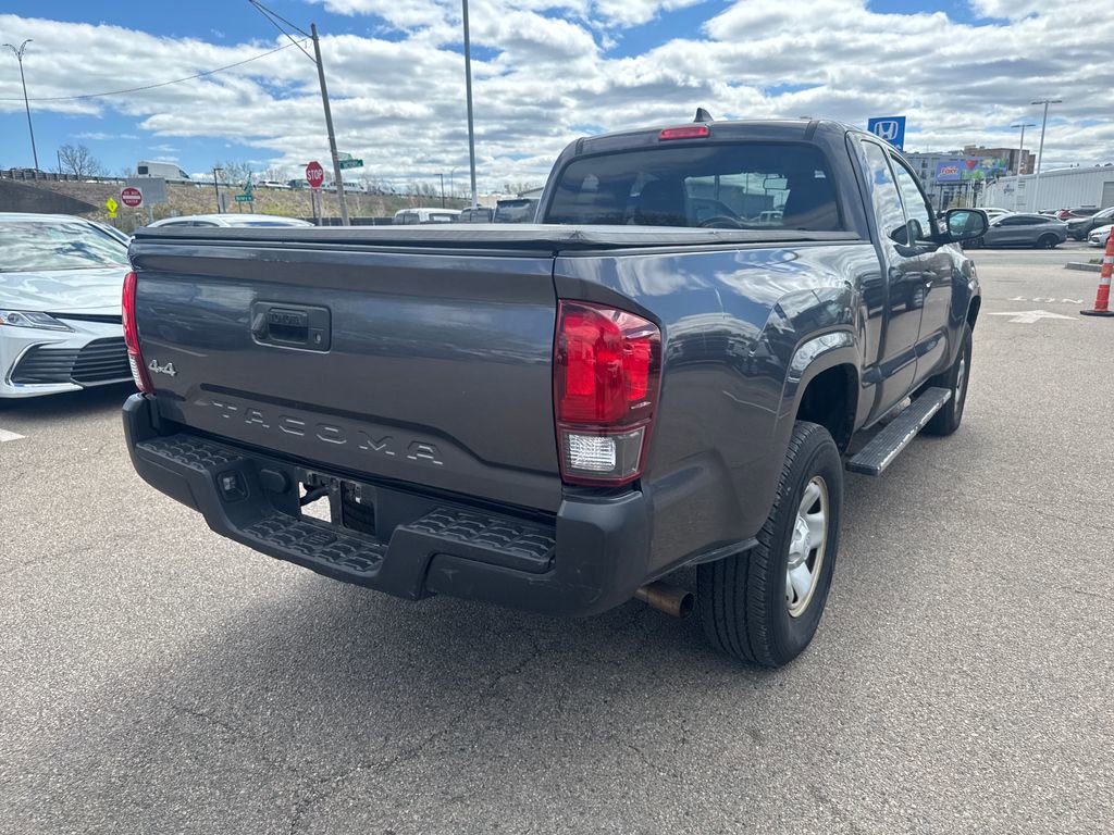 Used 2020 Toyota Tacoma SR AWD/4WD image 19