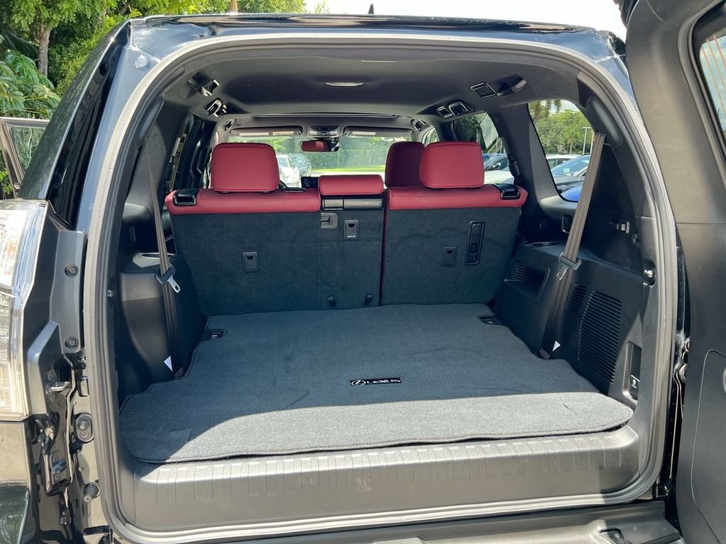 Certified 2023 Lexus GX 460 Premium w/ Premium Package AWD/4WD image 24