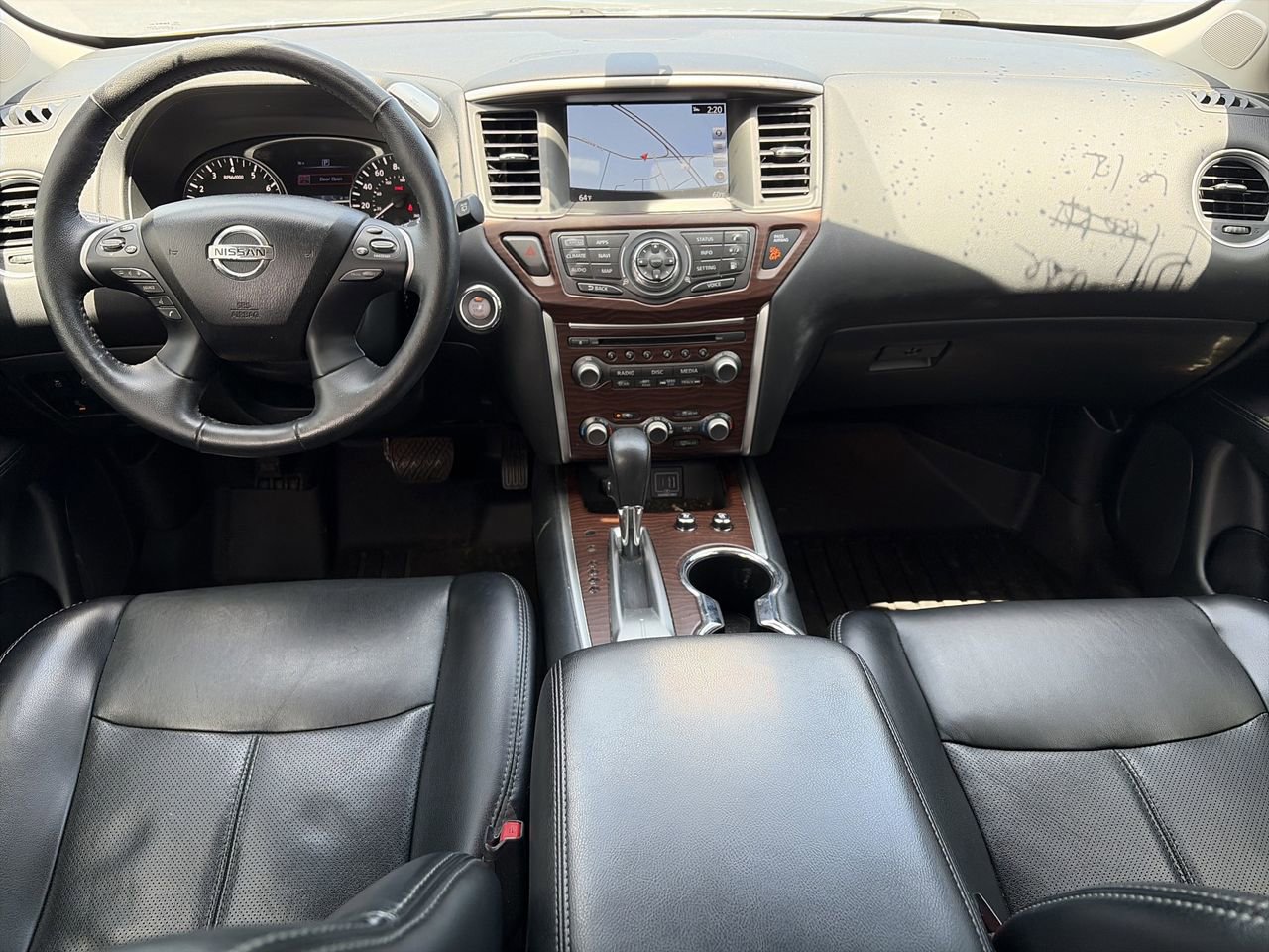 Used 2019 Nissan Pathfinder Platinum w/ Cargo Package FWD image 2