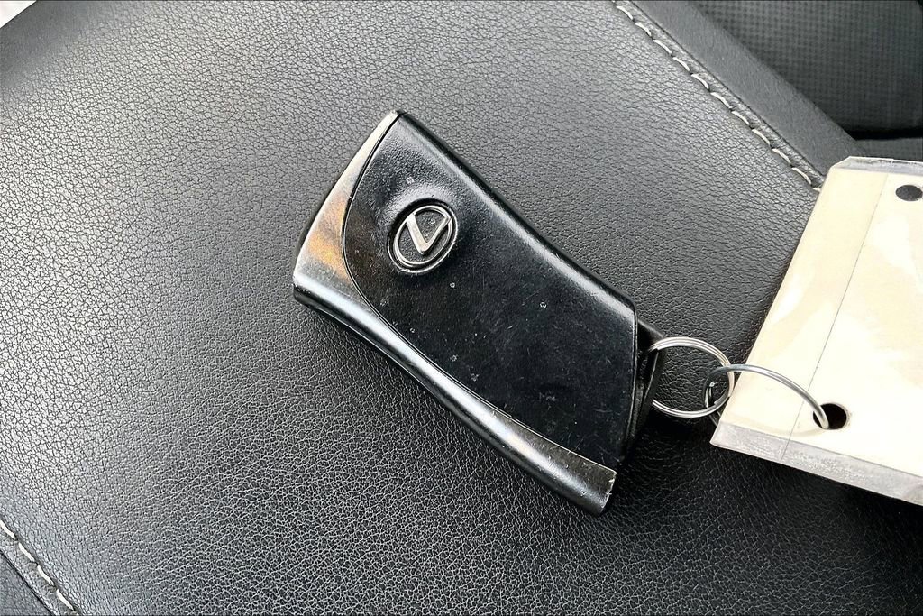 Used 2023 Lexus RX 350 F Sport w/ Accessory Package image 13