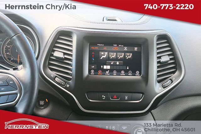 Used 2021 Jeep Cherokee Latitude Lux w/ Mopar Interior Package AWD/4WD image 9