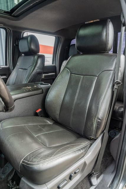 Used 2015 Ford F250 Lariat w/ Lariat Ultimate Package AWD/4WD image 18