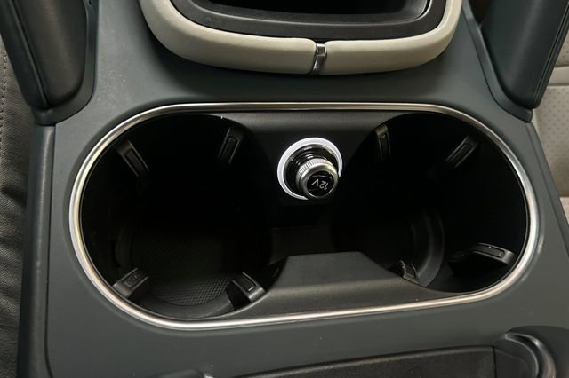 Used 2020 Porsche Cayenne S image 38