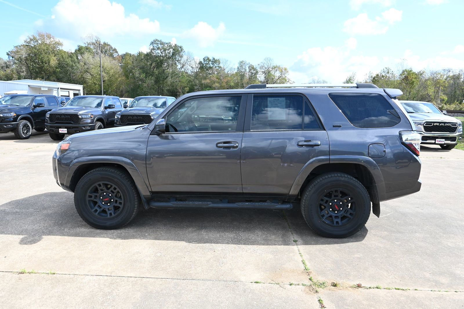 Used 2023 Toyota 4Runner SR5 image 2