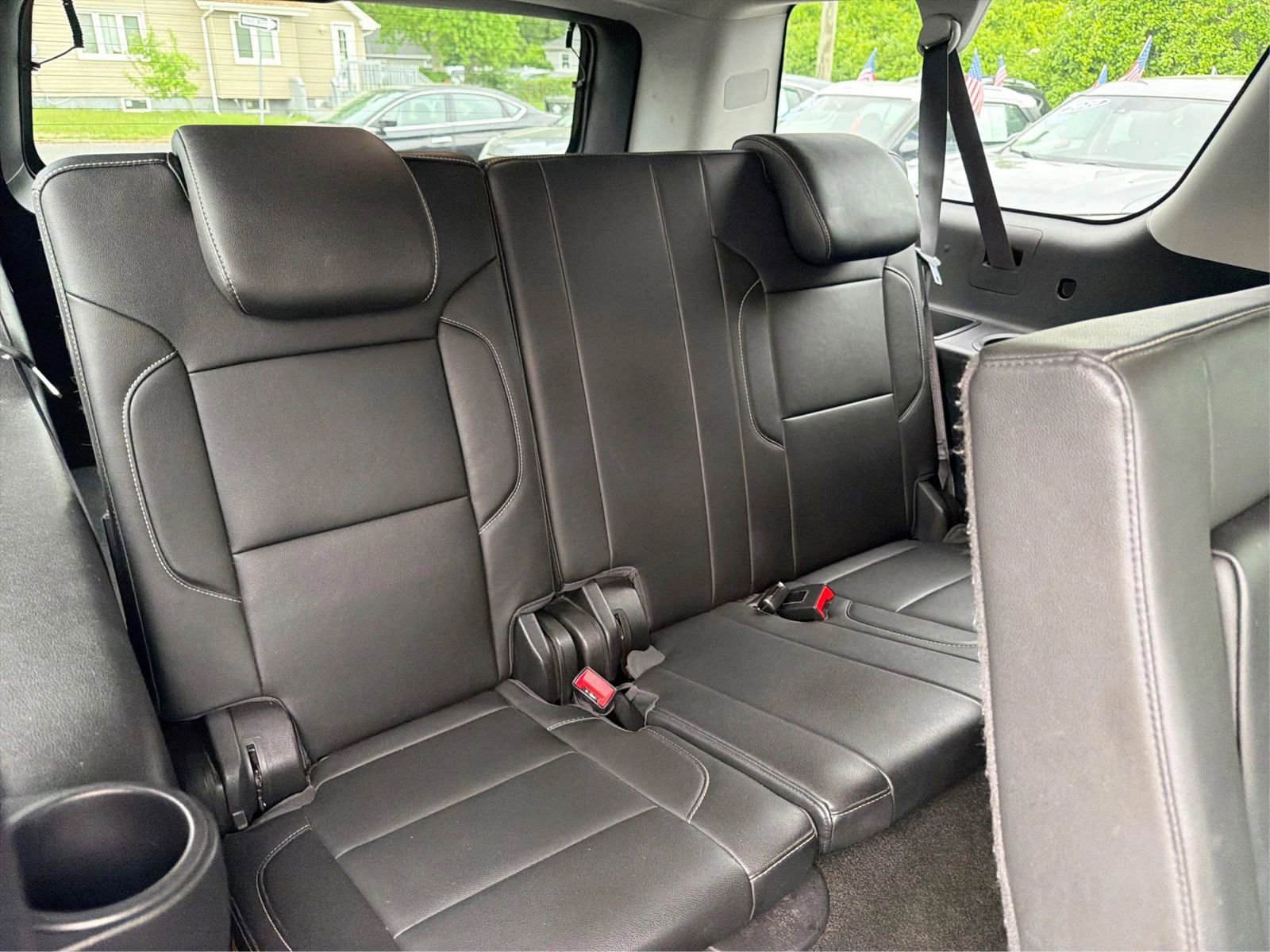 Used 2018 Chevrolet Suburban LT w/ Luxury Package AWD/4WD image 32