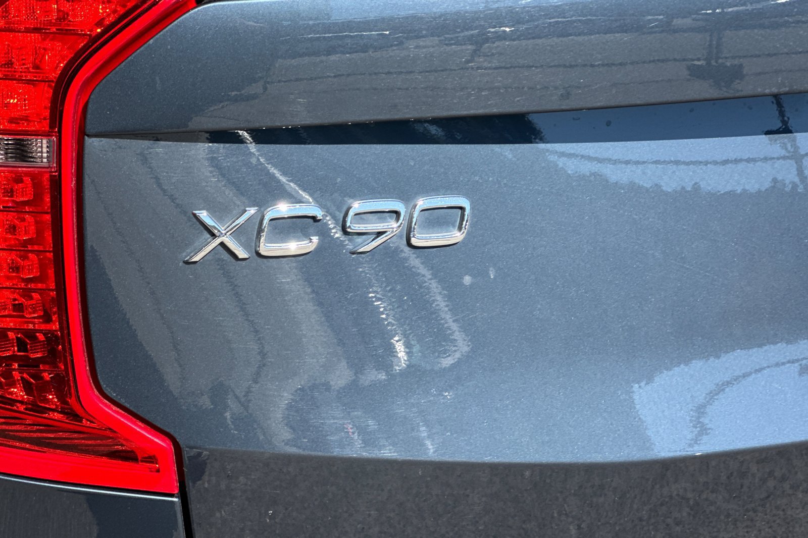 Certified 2024 Volvo XC90 T8 Ultimate w/ Protection Package AWD/4WD image 13