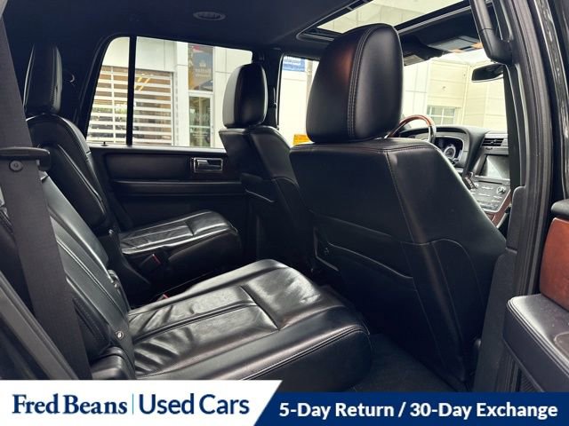 Used 2017 Lincoln Navigator Select AWD/4WD image 16