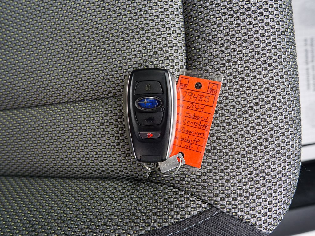 Used 2024 Subaru Crosstrek 2.0i Premium image 29