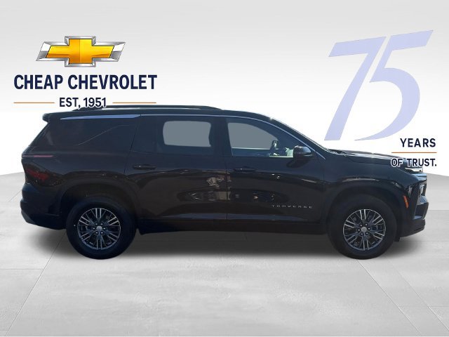 Used 2026 Chevrolet Traverse LT FWD image 6