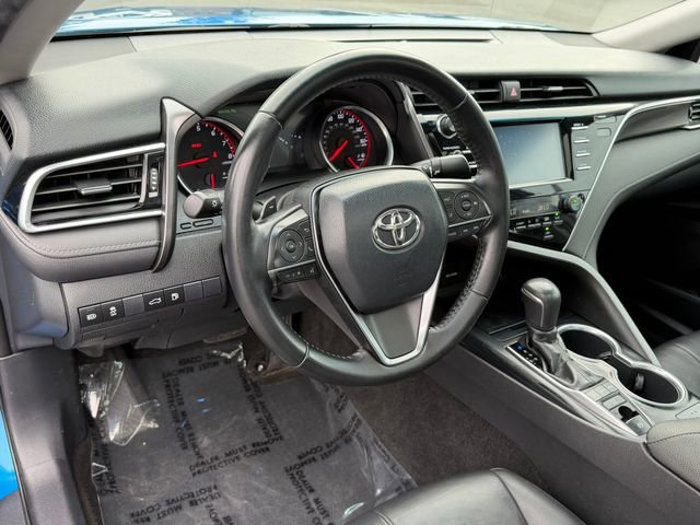 Used 2018 Toyota Camry XSE FWD image 11