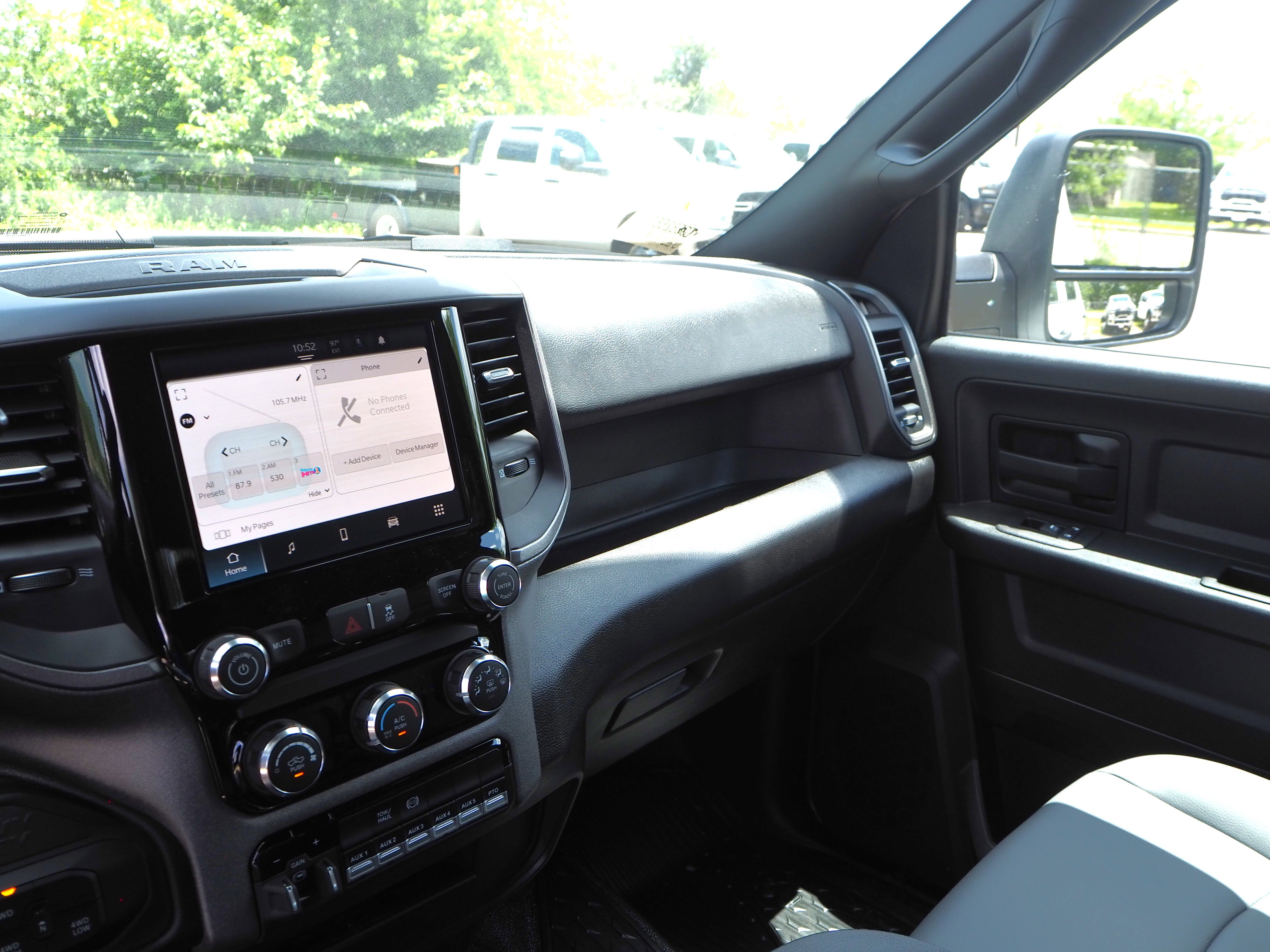 New 2025 RAM 5500 Tradesman image 19