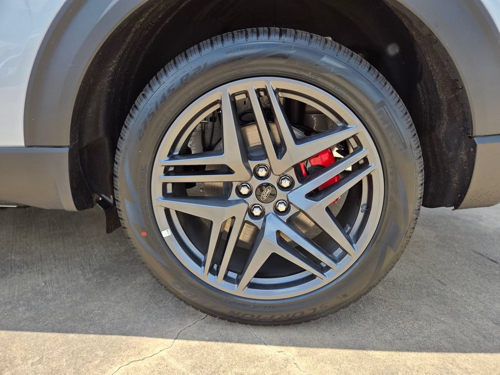 New 2026 Ford Explorer ST-Line w/ ST-Line Street Pack RWD image 42