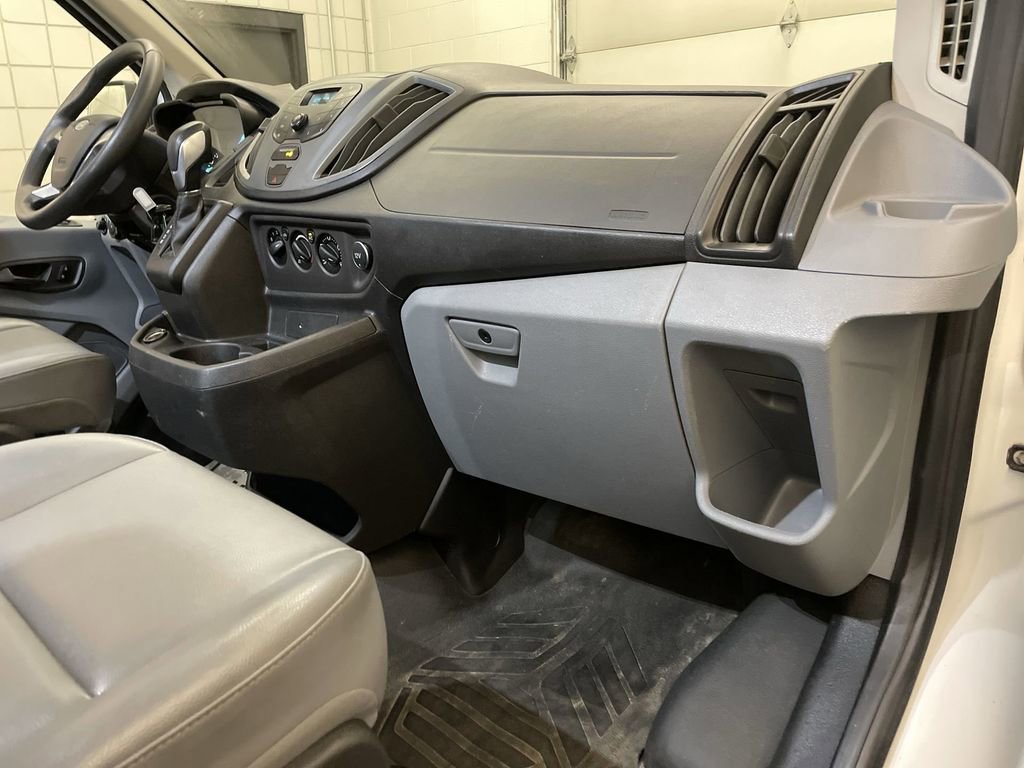 Used 2019 Ford Transit 250 148 High Roof RWD image 18