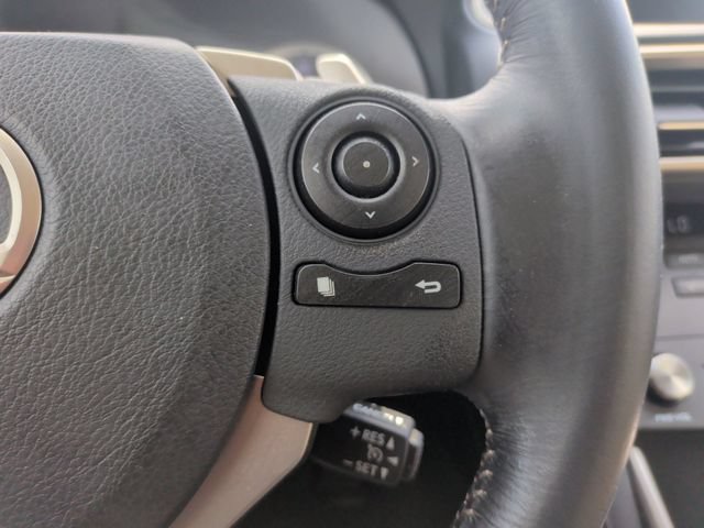 Used 2015 Lexus IS 250 RWD image 19