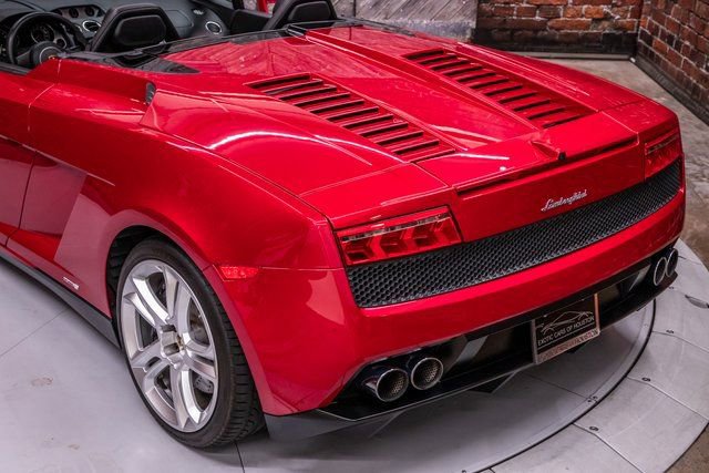 Used 2014 Lamborghini Gallardo LP 550-2 image 8